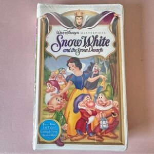 1994‎ Disney Snow White and the Seven Dwarfs Masterpiece Collection VHS SEALED